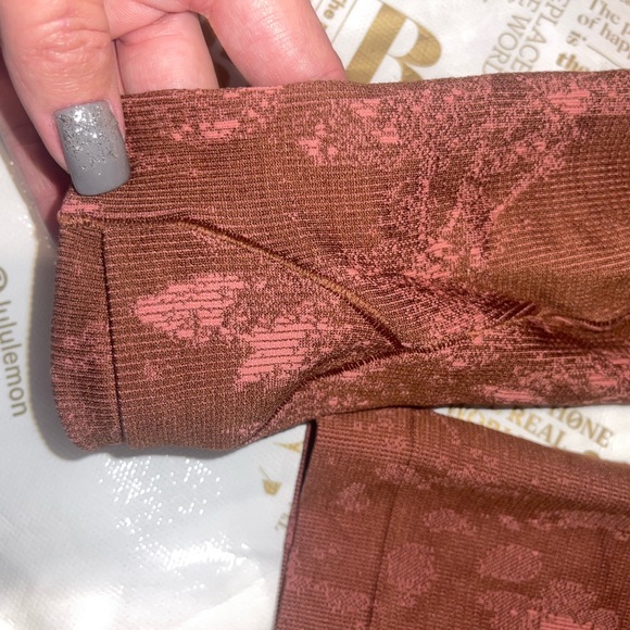 BNWOT Lululemon Long Sleeve Swiftly 2.0 Race Length Top. Brown. Sz 10 - Picture 6 of 9